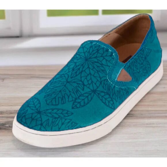 OluKai Pehuea Pow! Wow! Slip On Shoes 10 - Picture 2 of 13